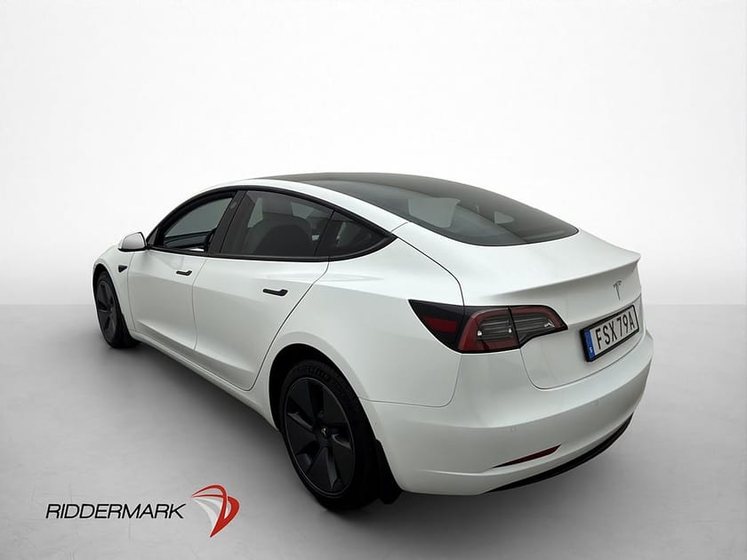 Bild 5 av Tesla Model 3 Standard Range 283hk Ljus interör Pano AP