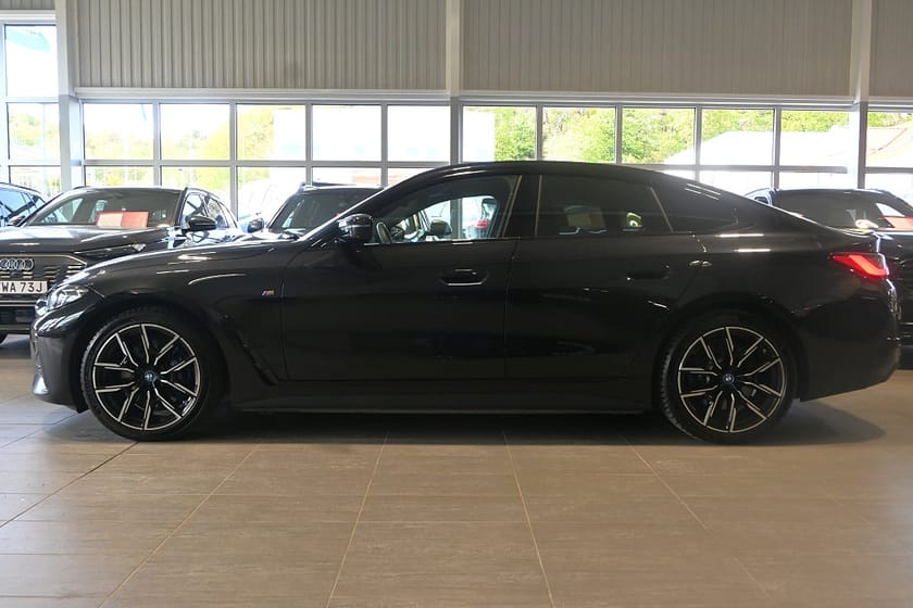 Bild 2 av BMW i4 M50 xDrive Gran Coupé Fully Charged M Sport Drag
