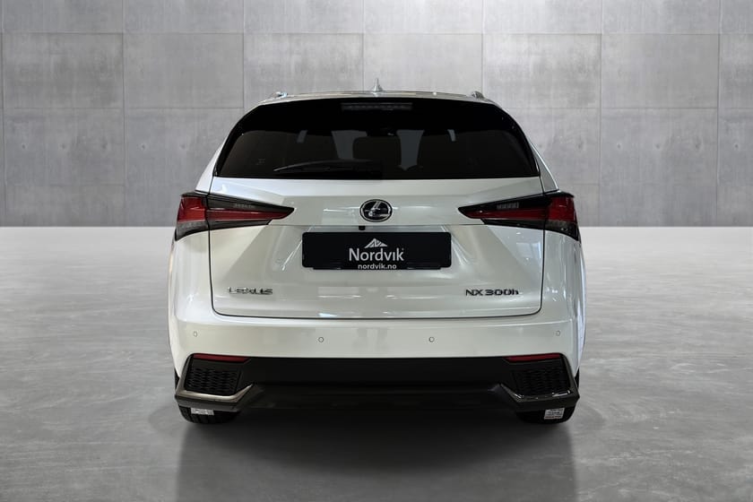Bilde 4 av Lexus NX 300h AWD