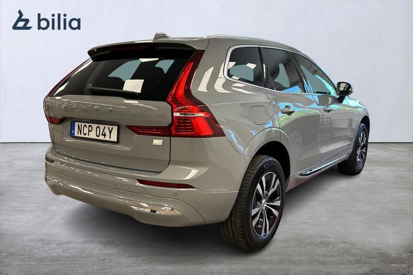 Bild 5 av Volvo XC60 Recharge T6 II Core Edition Motorstolspkt Pano