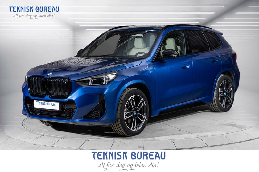 Bilde 1 av BMW iX1 xDrive30 M Sport, Skinn, H&K, HUD, R. Kamera, H. Feste