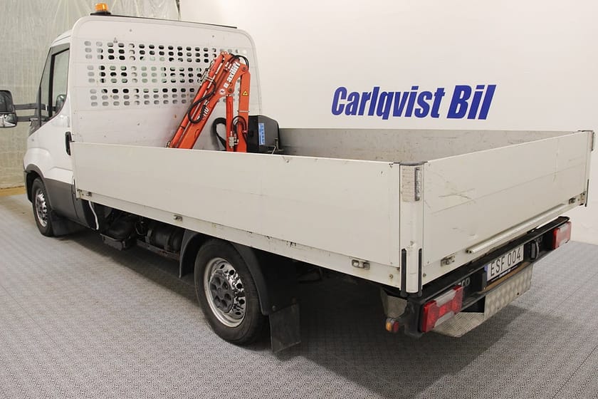 Bild 5 av Iveco Daily 35-140 NP Chassi Cab FLAK MED KRAN 3.0 JTD 136HK GAS