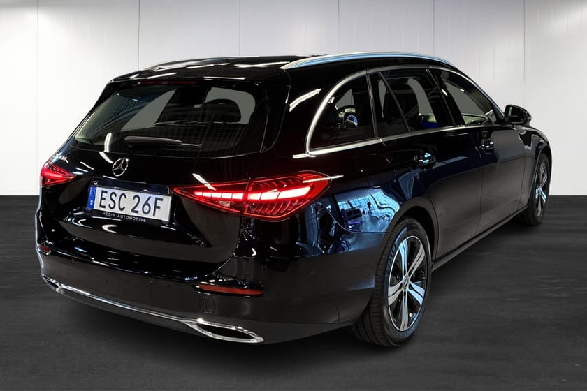 Bild 3 av Mercedes-Benz C 300 T e 9G-Tronic | Avantgarde Line | Navi | Drag | Smartphone | Backkamera