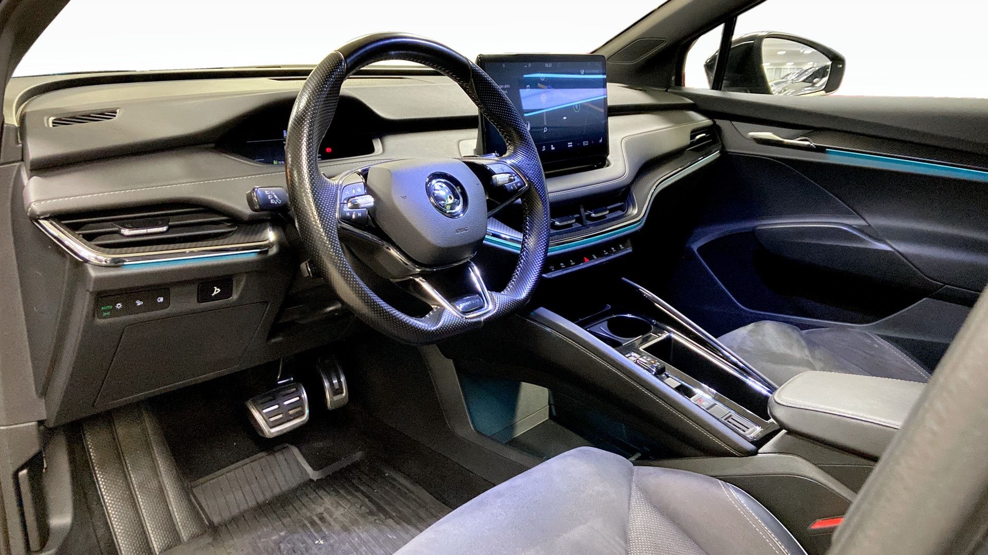 Skoda Enyaq 80x Sportline 265hk 2023, bild 7/10