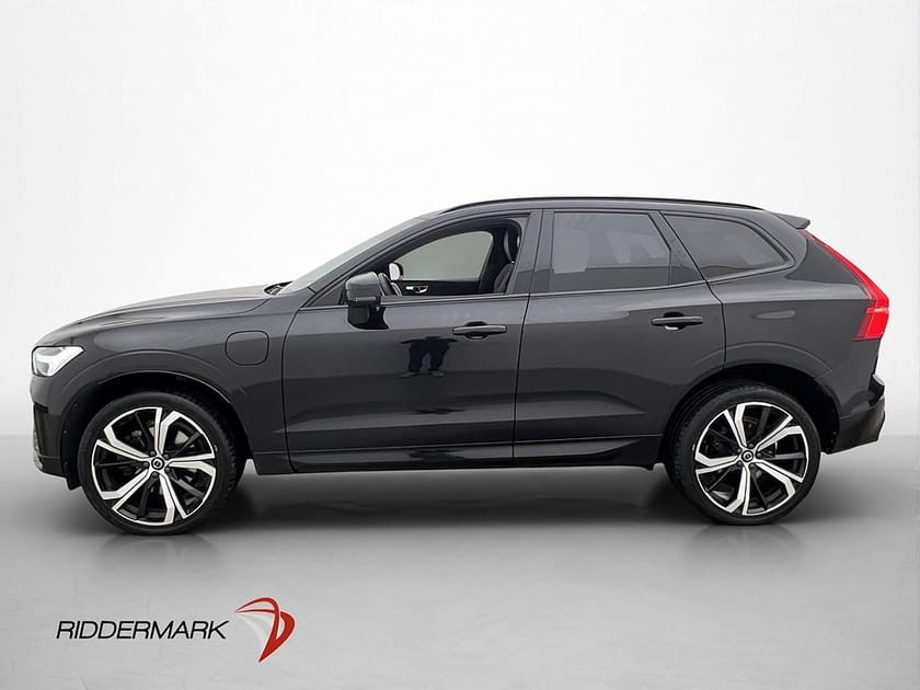 Bild 4 av Volvo XC60 Recharge T8 AWD R-Design VOC Pano B&W HuD Kamera