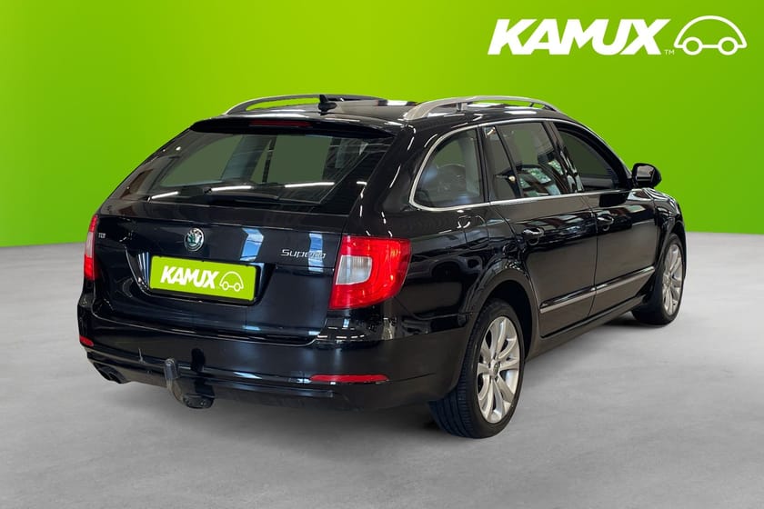 Bild 4 av Škoda Superb Kombi 2.0 TDI Drag Navi P-sensor bak 140hk