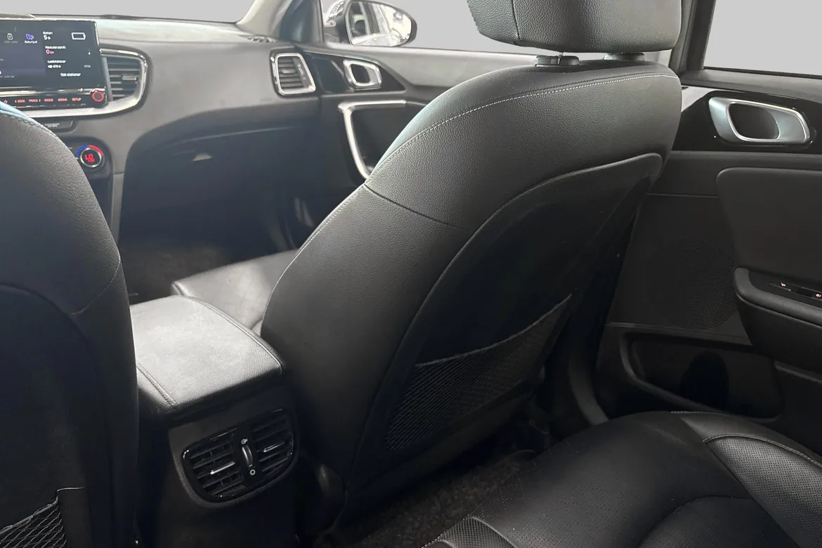 picture of a car