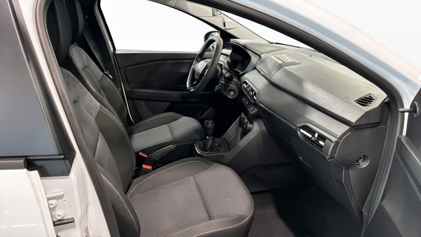 Bild 3 av Dacia Sandero Essential Privatleasa fr: 1.990kr/mån