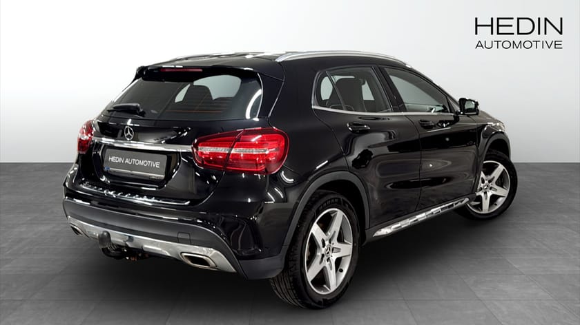 Bild 2 av Mercedes-Benz GLA 220 4MATIC 4M