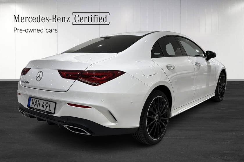 Bild 4 av Mercedes-Benz CLA 250 e 8G-DCT, AMG PAKET, PANORAMA, 19" ALU, 218hk, 2023