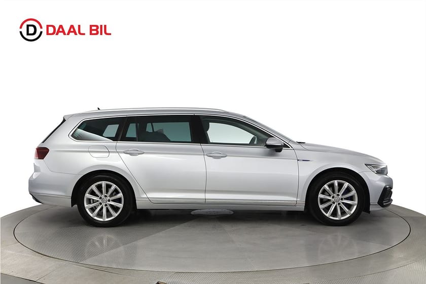 Bild 5 av Volkswagen Passat Sportscombi GTE 1.4 TSI 218HK EXECUTIVE DRAG B-KAM VÄRM