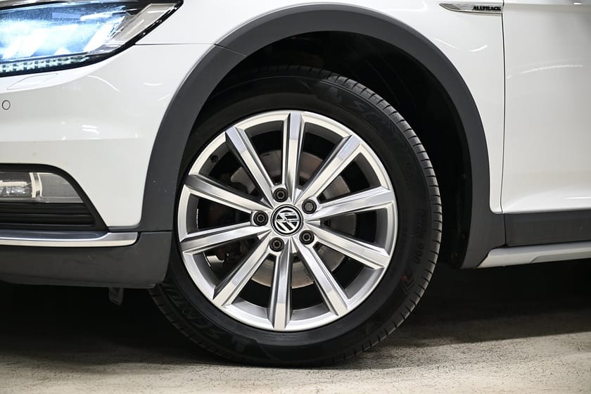 Bild 3 av Volkswagen Passat Alltrack DSG 190HK Automat|Drag|Värmare|Backkamera|LED|Kambytt