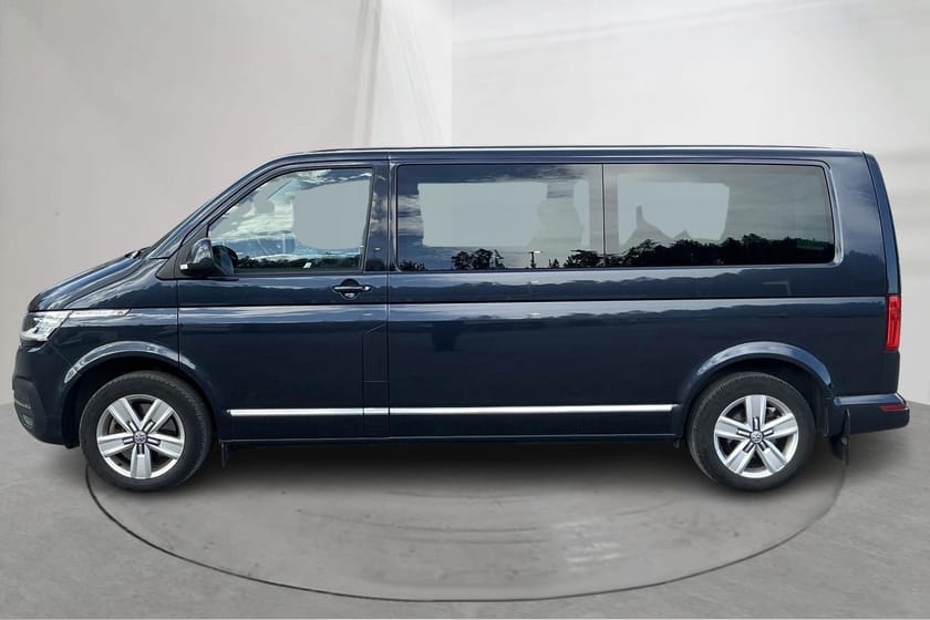 Bild 2 av Volkswagen Multivan T6.1 TDI 4M 199hk Comfortline GPS Drag