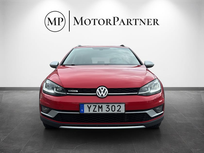 Bild 2 av Volkswagen Golf Alltrack 2.0 TDI DPF BMT 4Motion Dragkrok Automat Värmare Euro 6