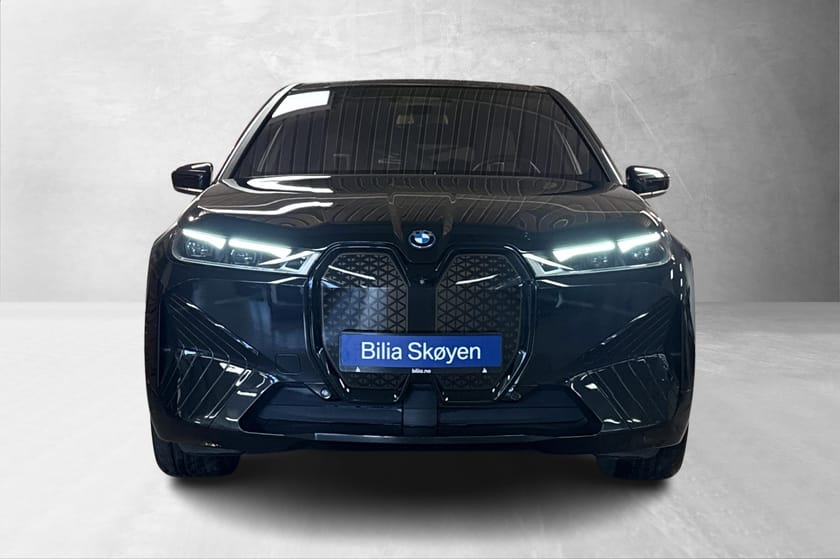 Bilde 2 av BMW iX xDrive50 xDrive50, Luft, 4Hjulsst. Soft-Close, MultiF, H/K, HUD
