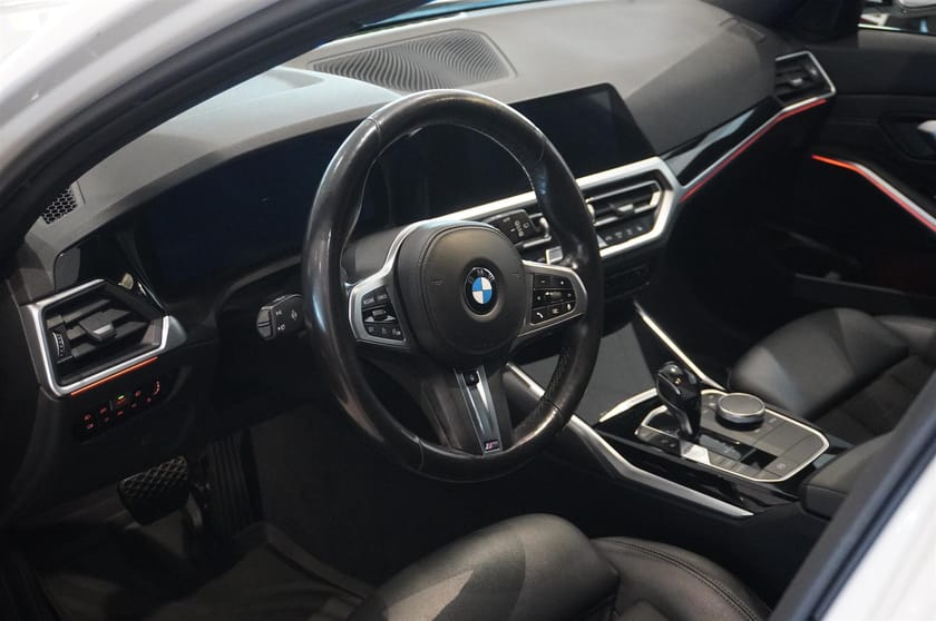 Bild 2 av BMW 330e Touring Sportline Drag HiFi
