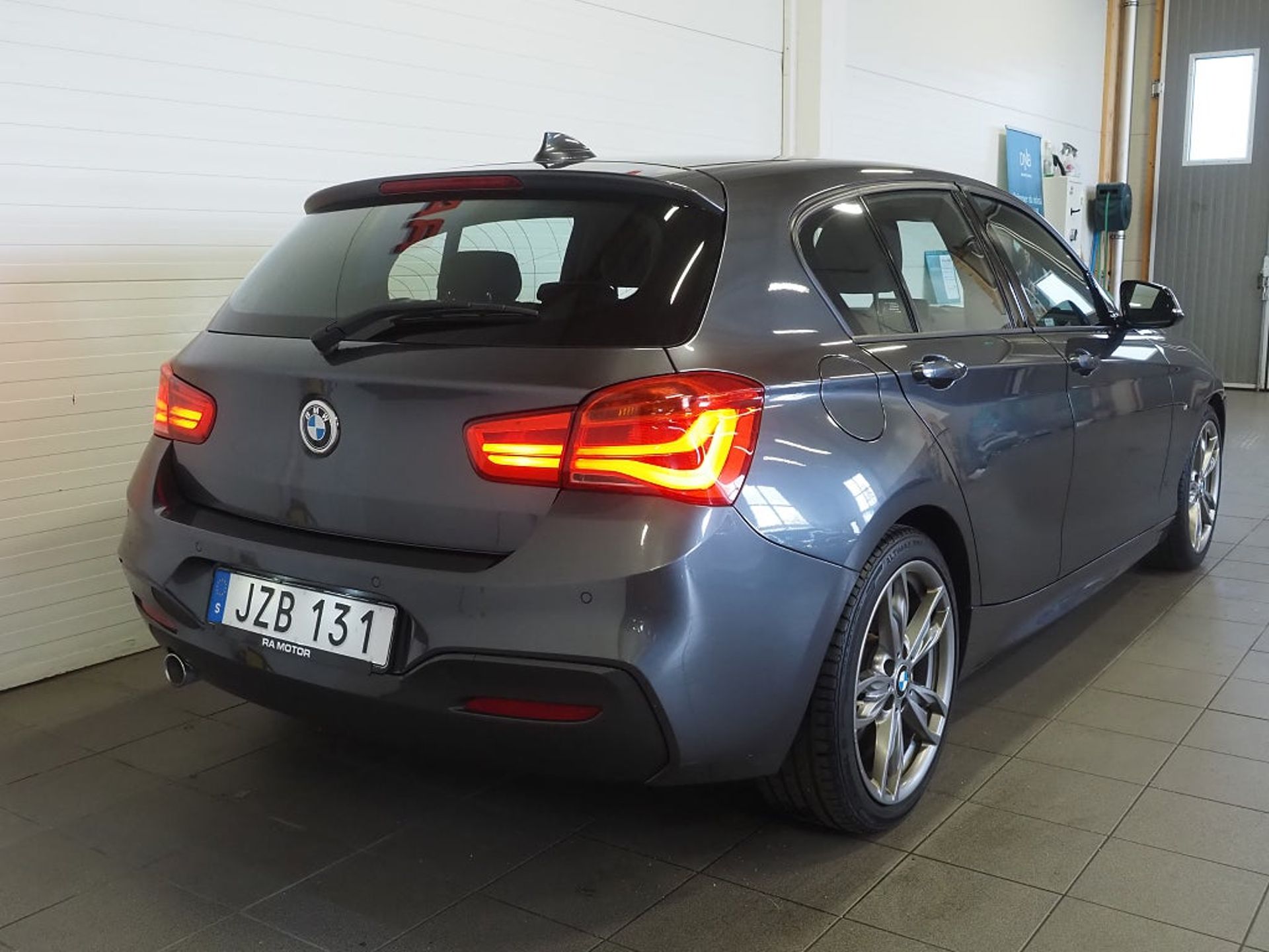 BMW 116 2016, bild 6/10