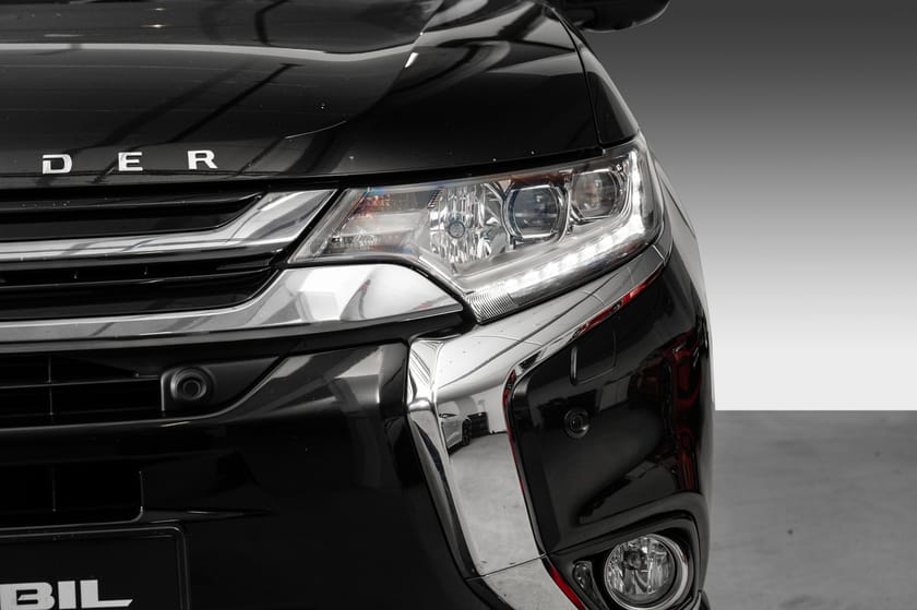 Bilde 4 av Mitsubishi Outlander PHEV Instyle+/Skinn/Krok/R.kamera/Keyless
