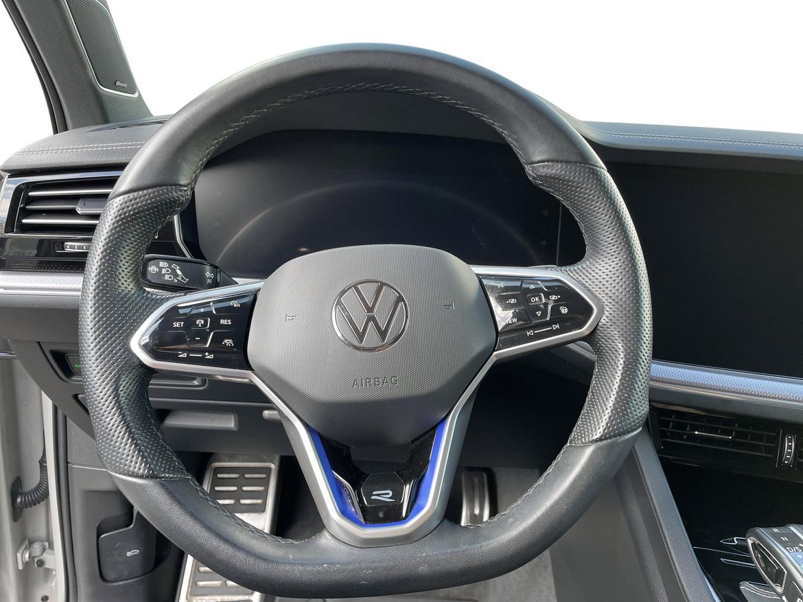 Volkswagen Touareg 2023 - miniatyr 9