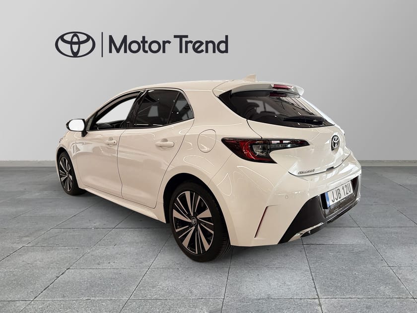 Bild 1 av Toyota Corolla Hybrid 1,8 5D STYLE