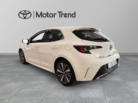 Toyota Corolla Hybrid 1,8 5D STYLE