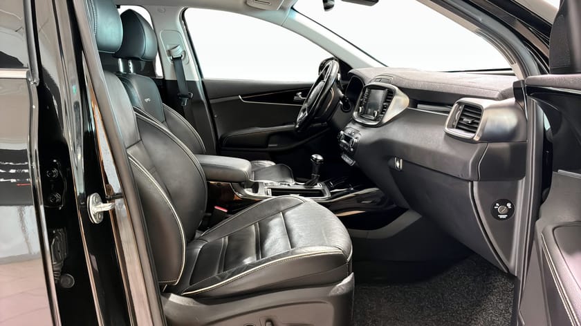 Bild 3 av Kia Sorento 2,2 CRDI AWD GT LINE PLUS 7-Sits Panorama