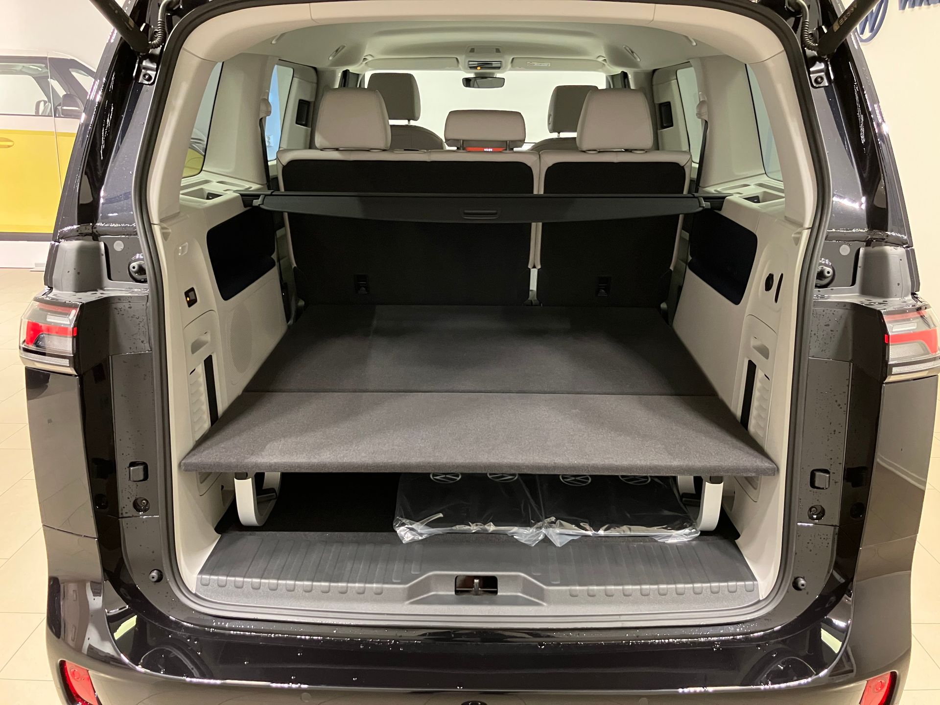 Volkswagen ID. Buzz 82 kWh 2024, bild 7/24