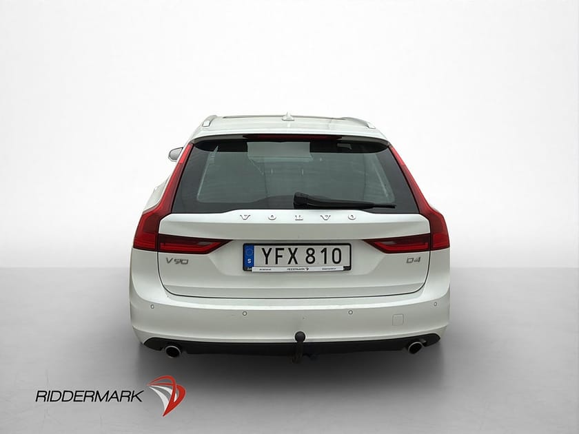Bild 5 av Volvo V90 D4 190hk Momentum Värmare Pano Rattvärme Dragkrok
