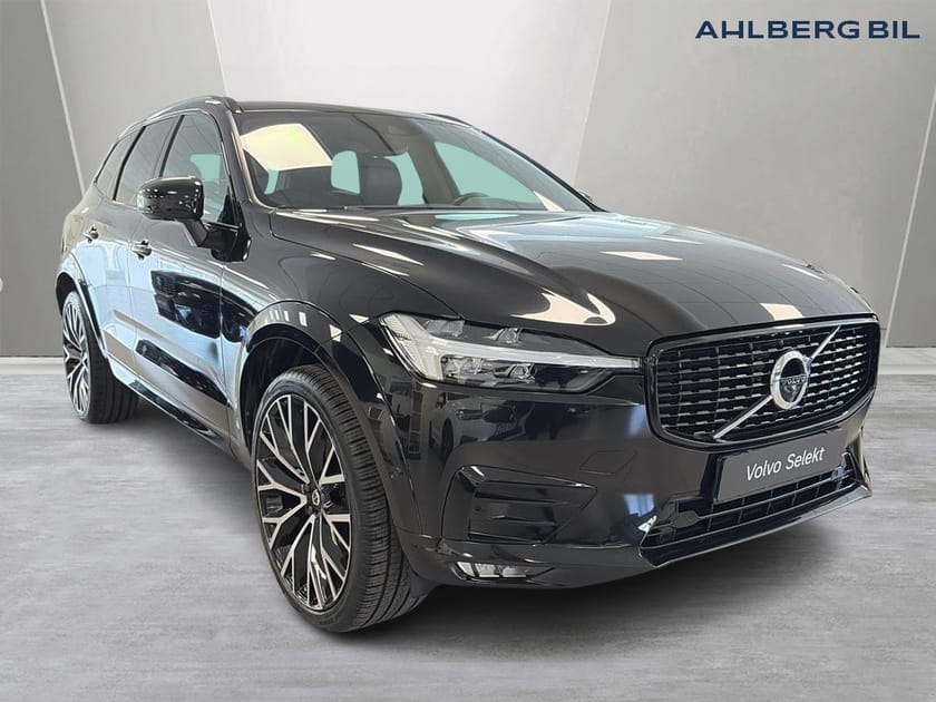 Bild 1 av Volvo XC60 B4 Bensin R-Design Dragkrok Halvautomatisk, Parkeringskamera 360, 22TUM,