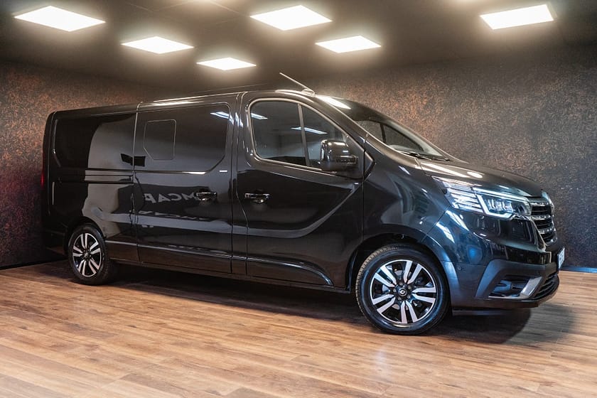 Bild 2 av Renault Trafic Grand Kombi dCi 170 | MOMS | Spaceclass | 9-sits | 3166 kr/mån