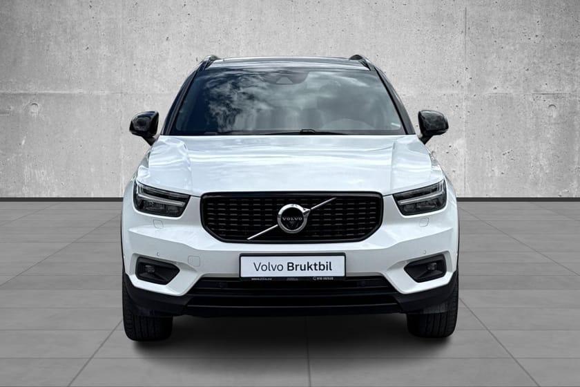 Bilde 2 av Volvo XC40 //R-Design //Kamera360//H&K//NaviPro//24mnd garanti