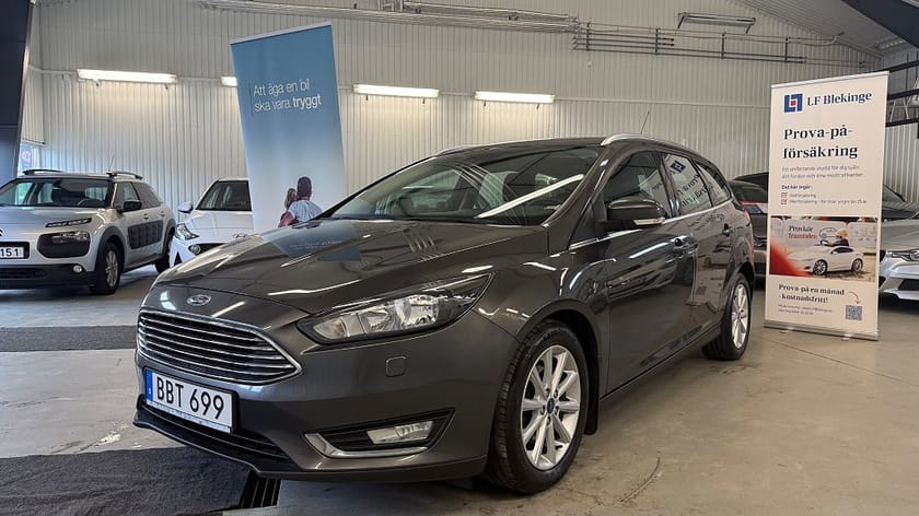 Bild 3 av Ford Focus Kombi 1.0 EcoBoost Manuell, 125hk Titanium, Drag