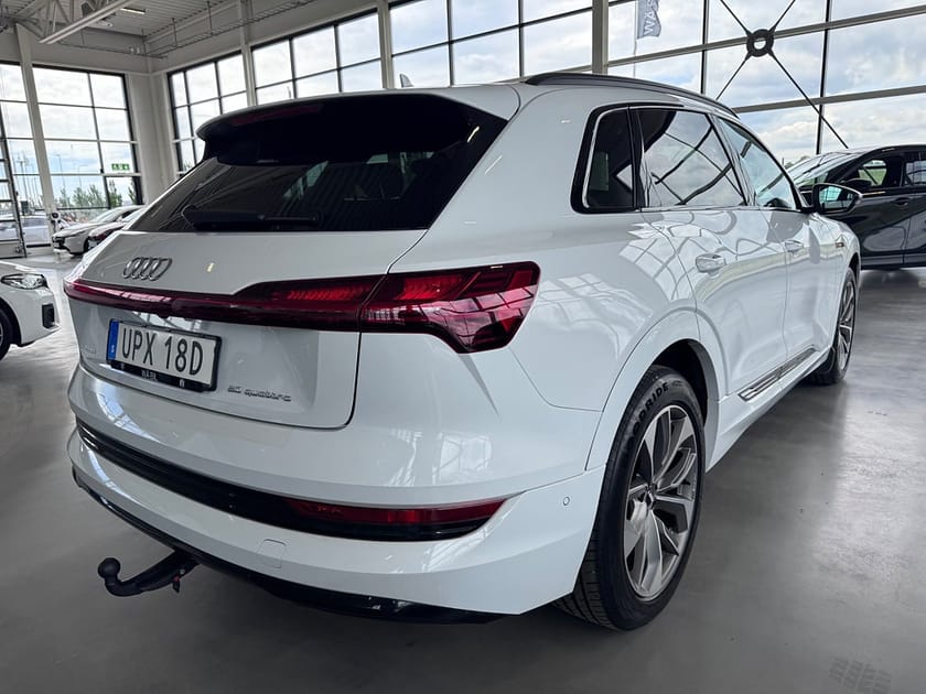 Bild 5 av Audi e-tron 50 quattro | Matrix | Bang&Olufsen | Drag | Luftfj