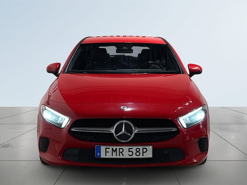 Bild 2 av Mercedes-Benz A 180 Låg skatt Kamera Drag Mvärm Widescreen S/V-hjul