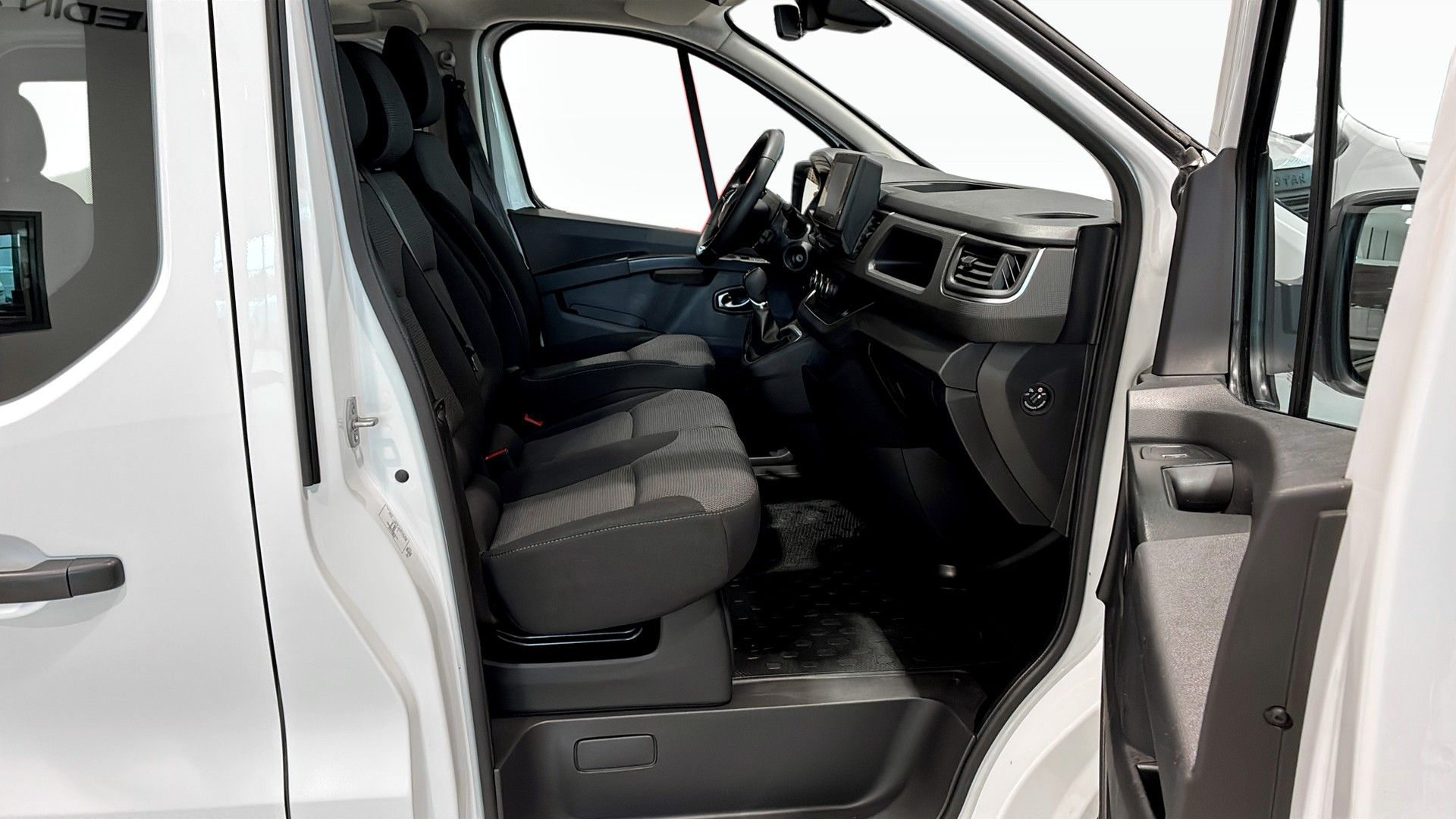 Renault Trafic 2024, bild 3/10