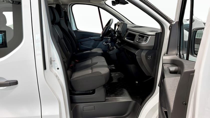 Bild 3 av Renault Trafic Passenger L2