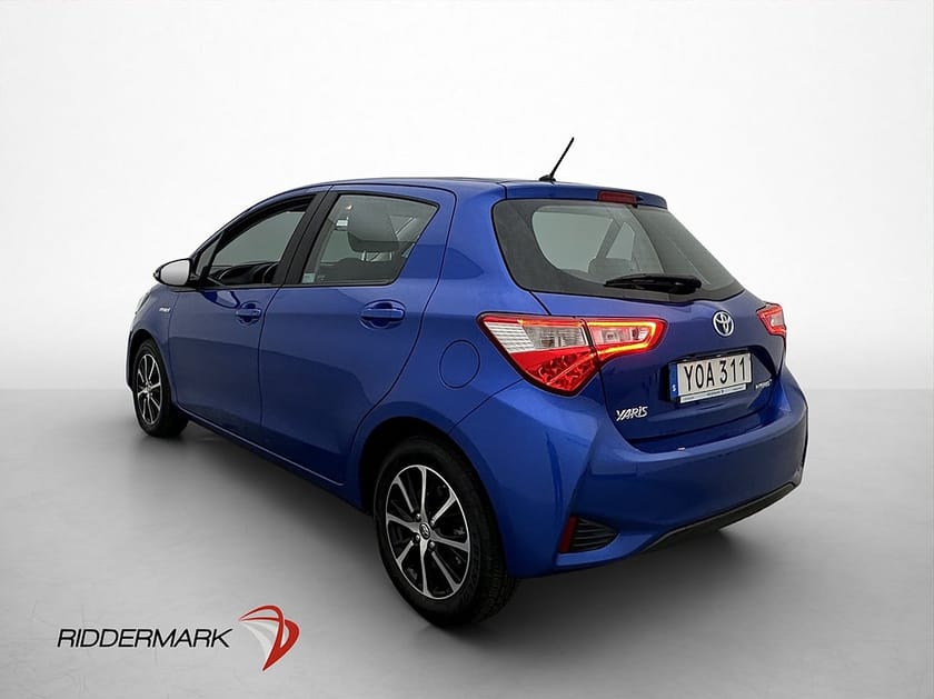 Bild 5 av Toyota Yaris Hybrid e-CVT 101hk 2 Brukare Kamera Navigator