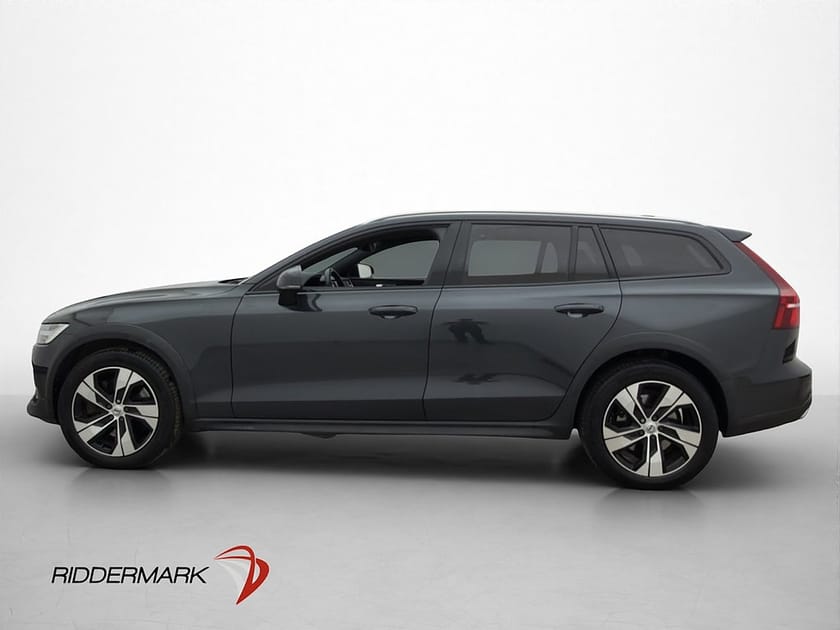 Bild 4 av Volvo V60 Cross Country D4 AWD VOC Pano Drag H/K HuD 360°