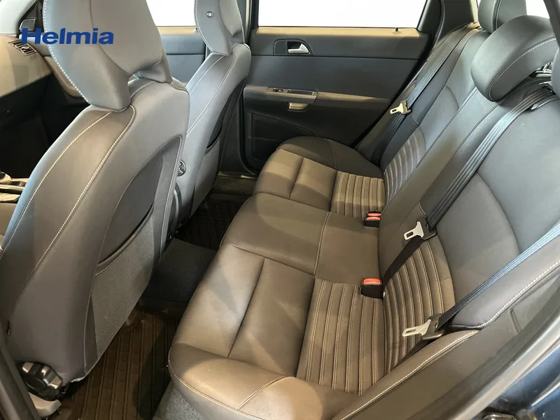 Bild 6 av 13 – Volvo V50 D2 I Kinetic