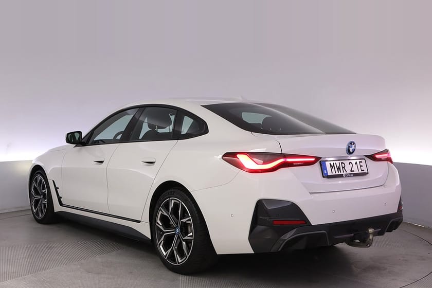 Bild 4 av BMW i4 eDrive40 Gran Coupé M-Sport Drag 360 HiFi Navi