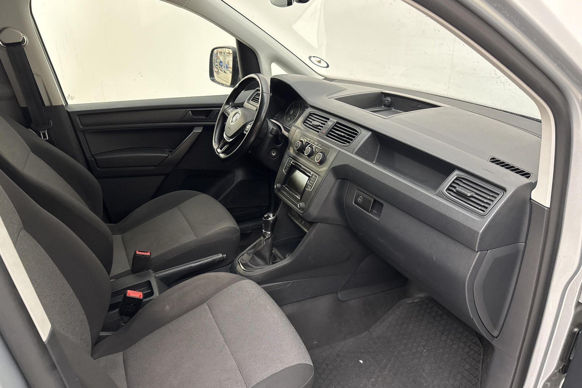 Volkswagen Caddy SKÅP 2.0 TDI BMT 2019, bild 7/10