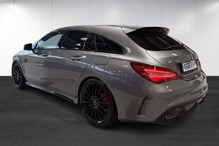 Bild 2 av Mercedes-Benz AMG CLA 45 4MATIC Shooting Brake