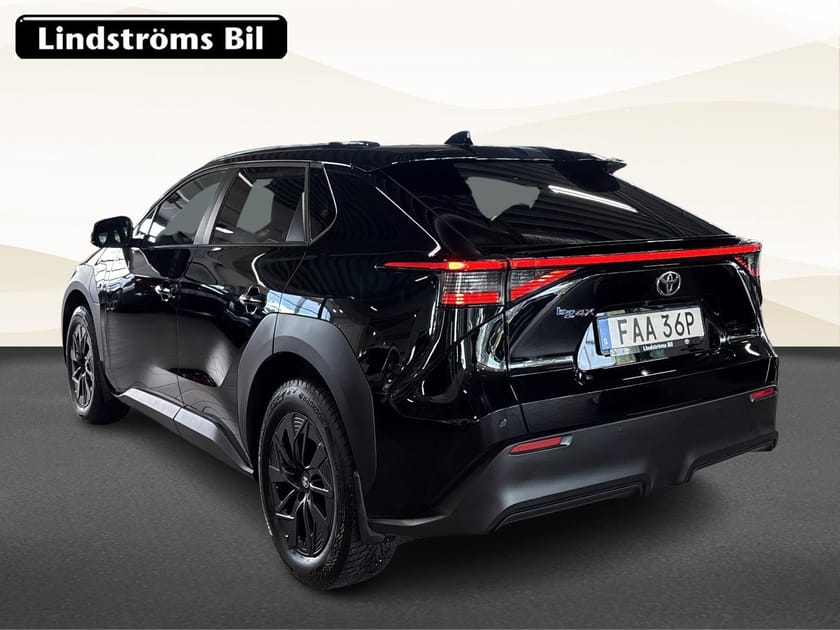Bild 4 av Toyota bZ4X