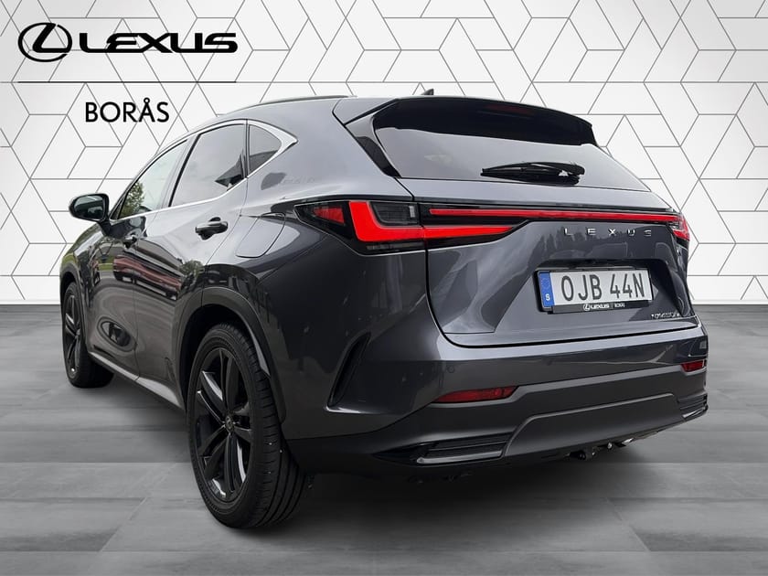 Bild 2 av Lexus NX 450h+ EXECUTIVE TEKNIKPAKET, PANORAMA, DRAG, MOMS