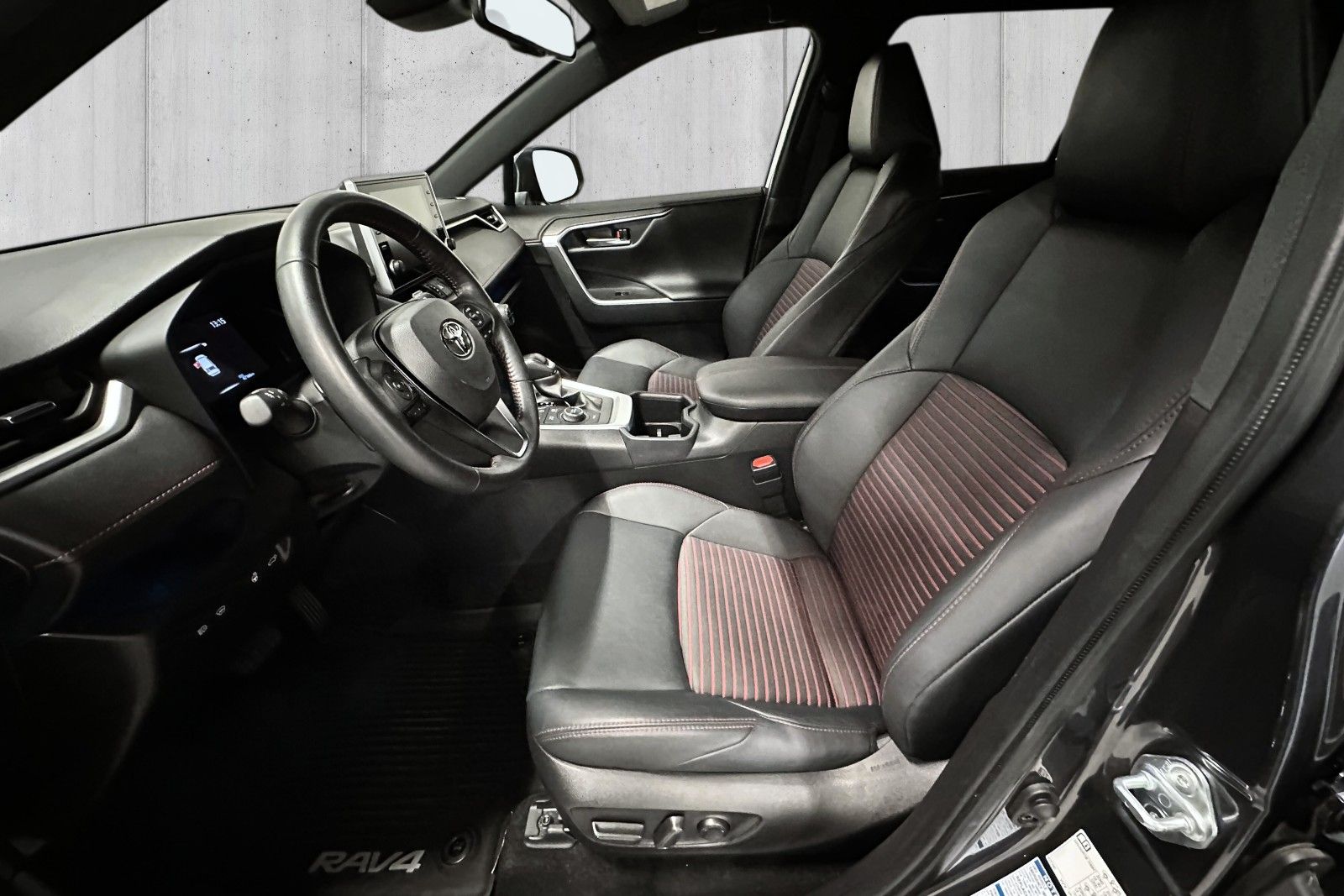 Toyota RAV4 Plug-in Hybrid E-CVT, 306hp, 2022