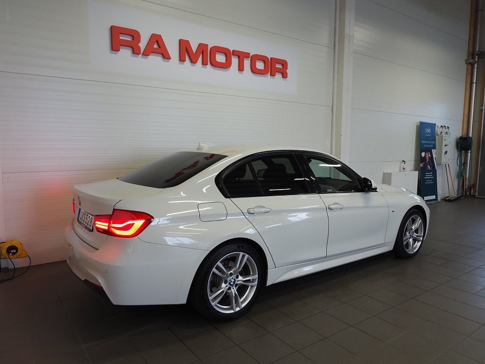 BMW 320 d Sedan xDrive 190hk M Sport 2018, bild 5/10