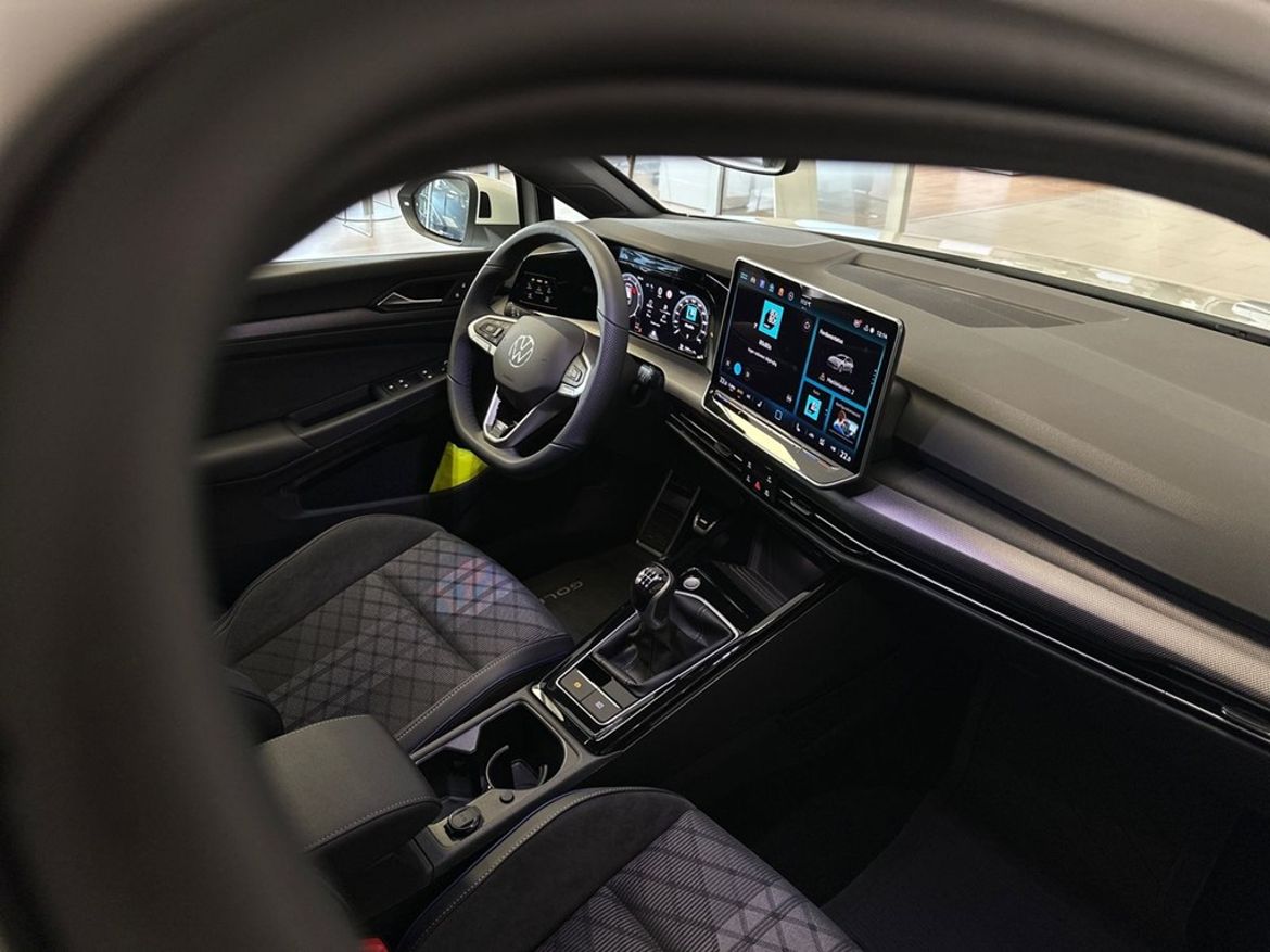Volkswagen Volkswagen Golf — bild 25
