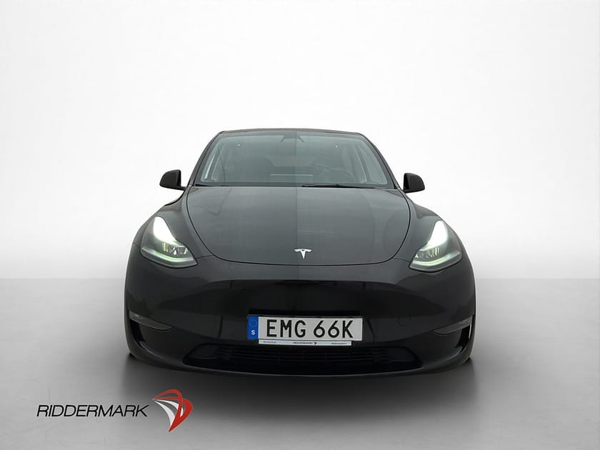 Bild 3 av Tesla Model Y Performance AWD Pano Drag Moms Kamera Skinn AP