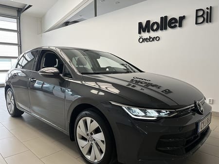 Volkswagen Golf LIFE 1.5eE TSI 150 HK  DSG|Värmare|B-kamera