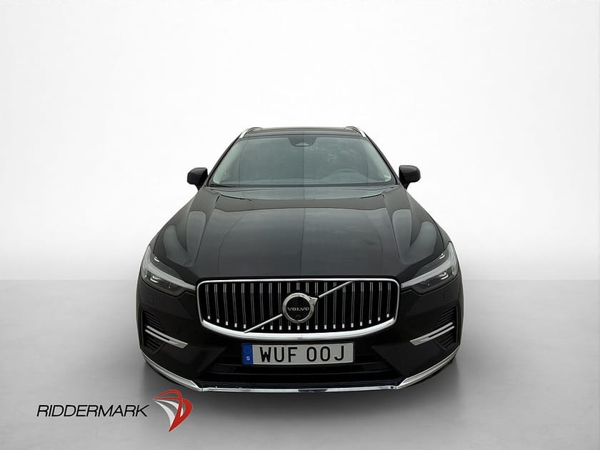 Bild 2 av Volvo XC60 T6 AWD Core Edition Pano Värm 360° Drag MOMS